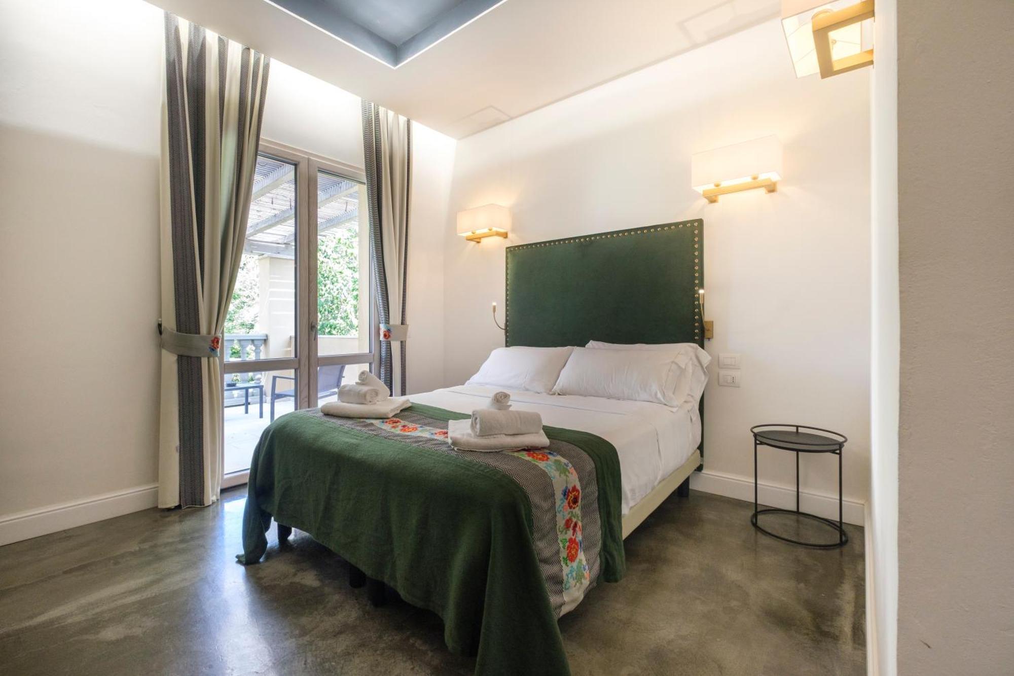 Kemani Villa Sara Olbia Room photo